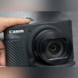 Canon SX740 HS power shot